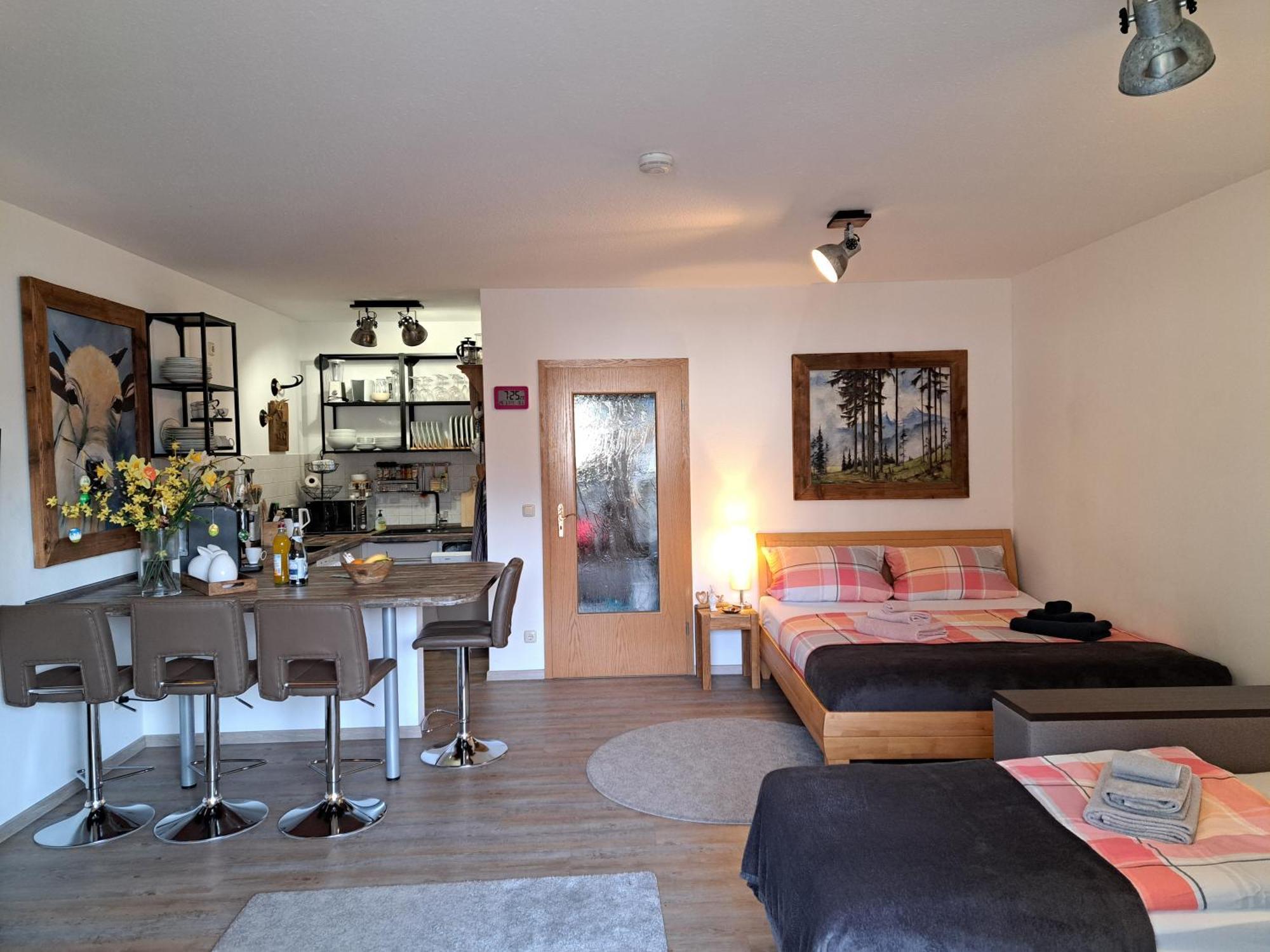 Austen Apartment *